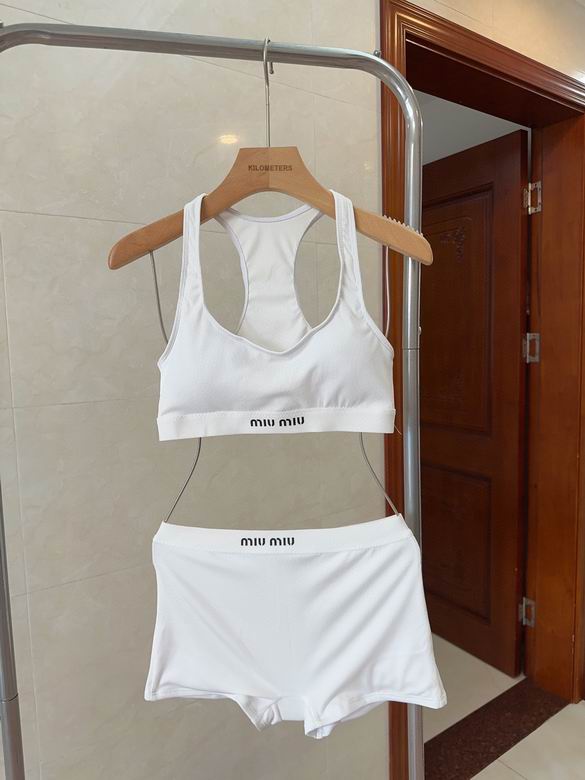 MiuMiu S-XL  (8)